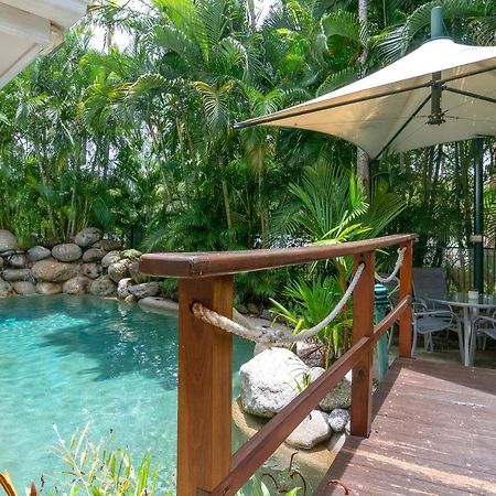 Seascape Holidays - Coral Apartments Port Douglas Exterior photo