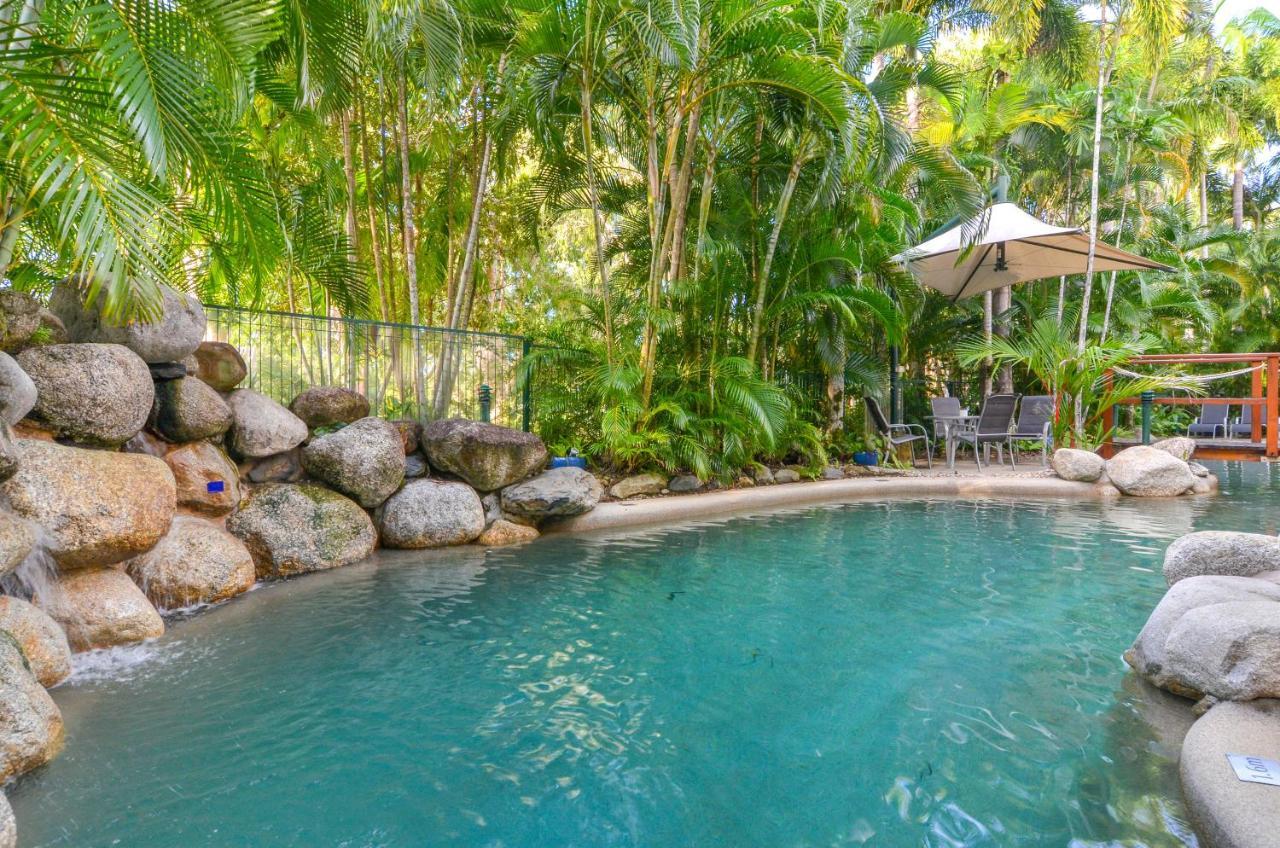 Seascape Holidays - Coral Apartments Port Douglas Exterior photo