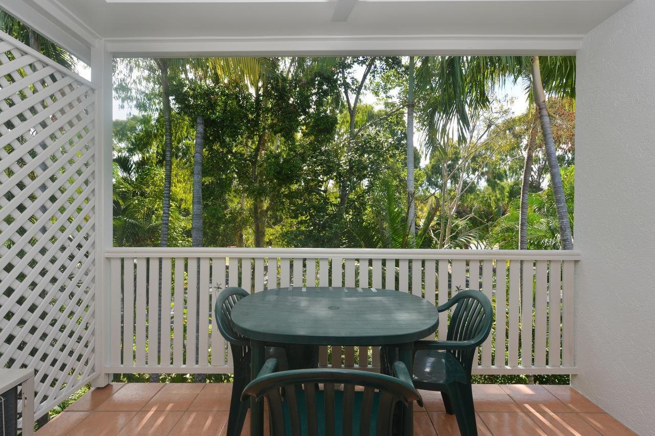 Seascape Holidays - Coral Apartments Port Douglas Exterior photo