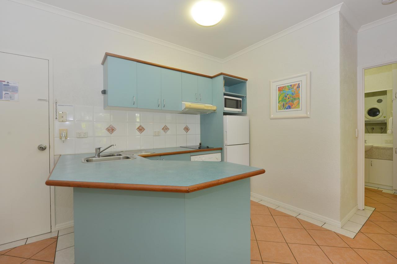 Seascape Holidays - Coral Apartments Port Douglas Exterior photo