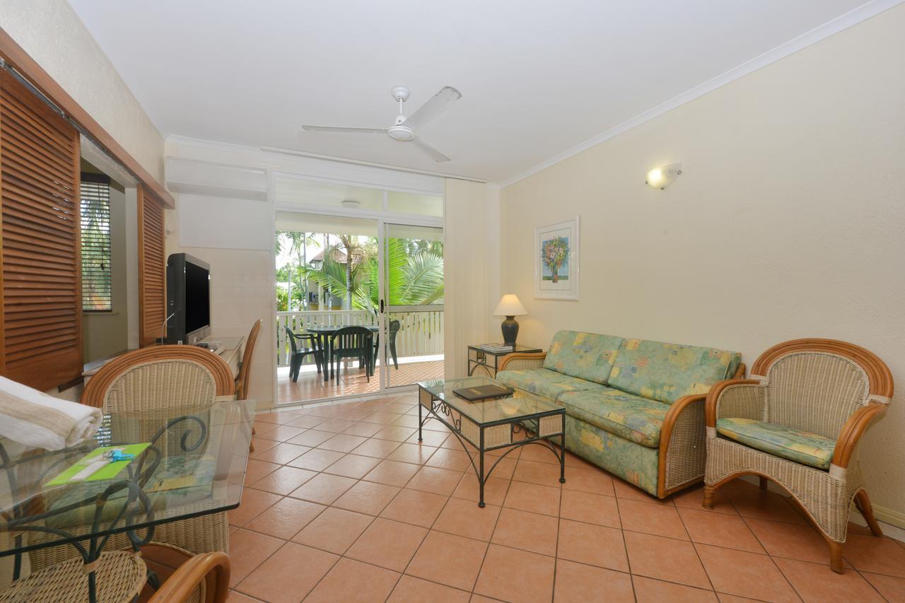 Seascape Holidays - Coral Apartments Port Douglas Exterior photo